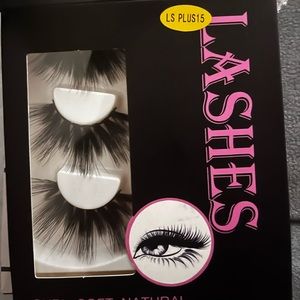 Meet your Posher, Adarah